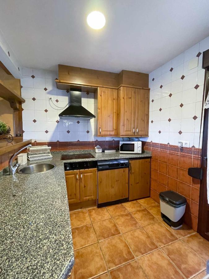 La Nava De Gredos Acogedor Piso Con Vistas Apartment Navarredonda de Gredos Exterior photo